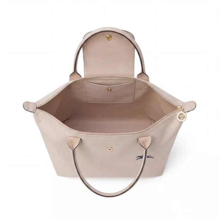 Bolso amplio en beige