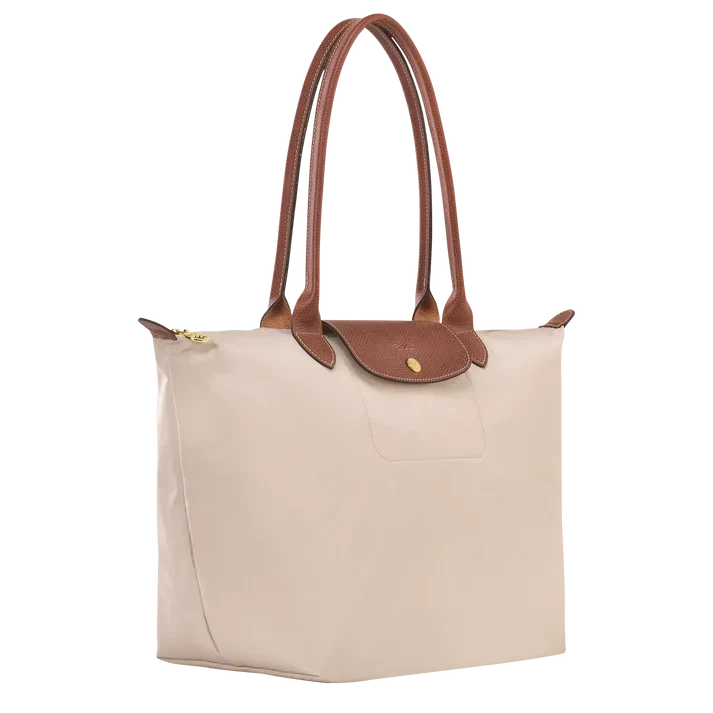 Bolso amplio en blanco papel