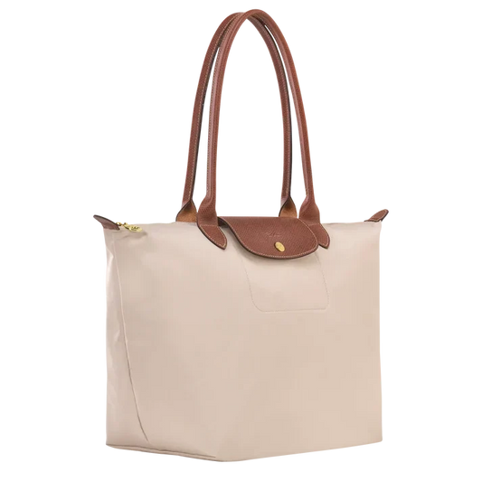 Bolso amplio en blanco papel
