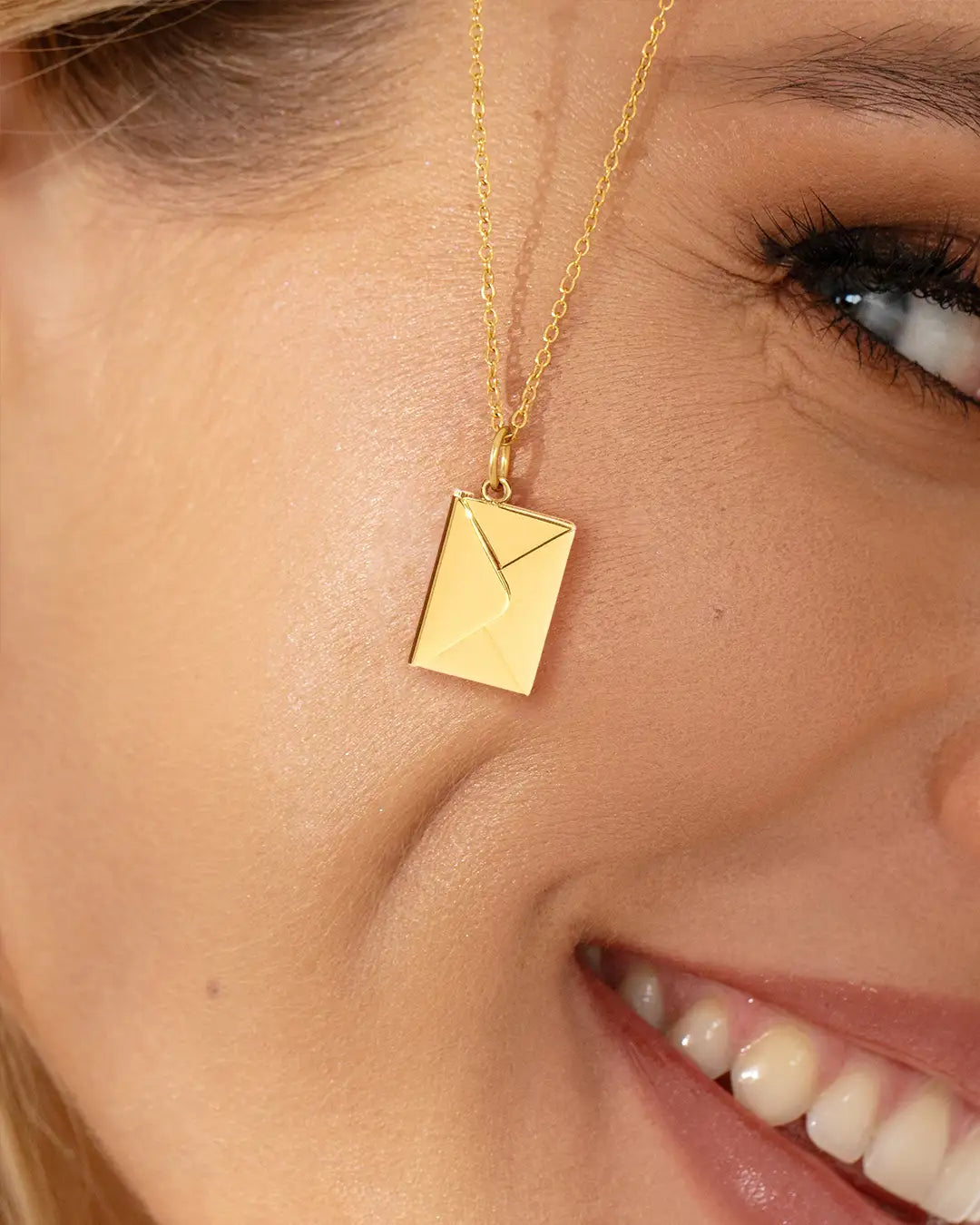 Letizia | Collar de carta de amor