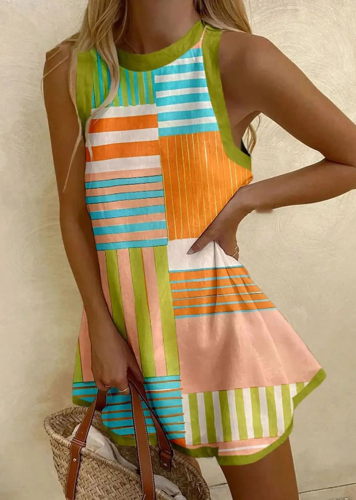Marisol | Minivestido evasé sin mangas, estampado bohemio